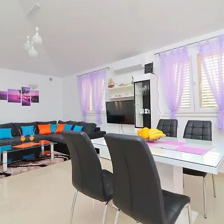Adriatic View-five Bedroom With Pool And Sea View בית נופש Blato (Korcula)