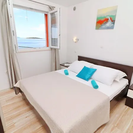 Adriatic View-five Bedroom With Pool And Sea View